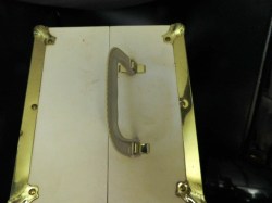 violet waters trunk handle